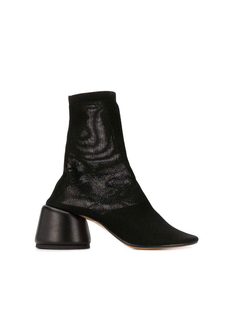 MM6 니트 앵클 부츠 힐   BLACK STRETCH KNIT ANKLE  BOOTS - 아데쿠베