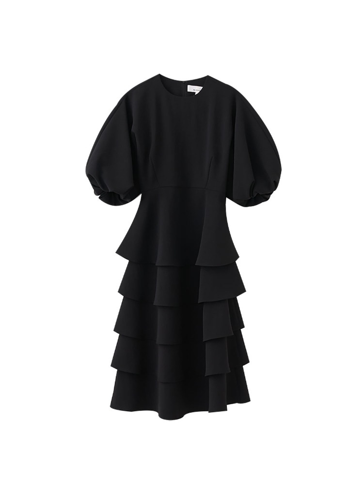 BLACK ODELIA TIER DRESS  아키라 나카 블랙 오델리아 디어 드레스 - 아데쿠베