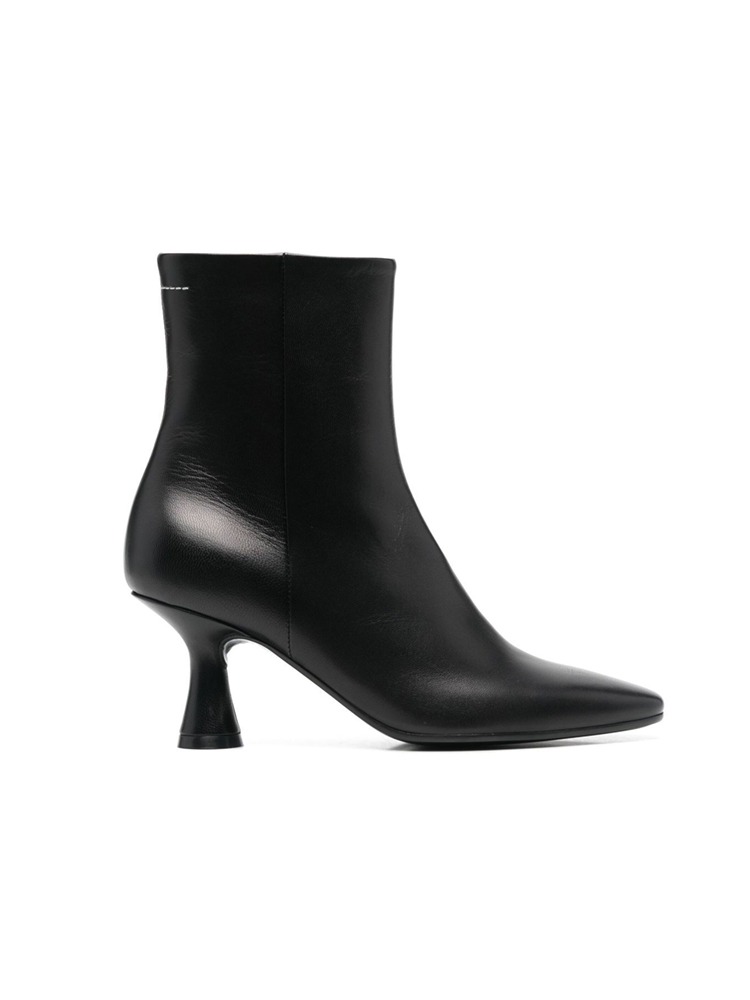 BLACK ANKLE BOOTS  MM6 블랙 앵클 부츠 - 아데쿠베