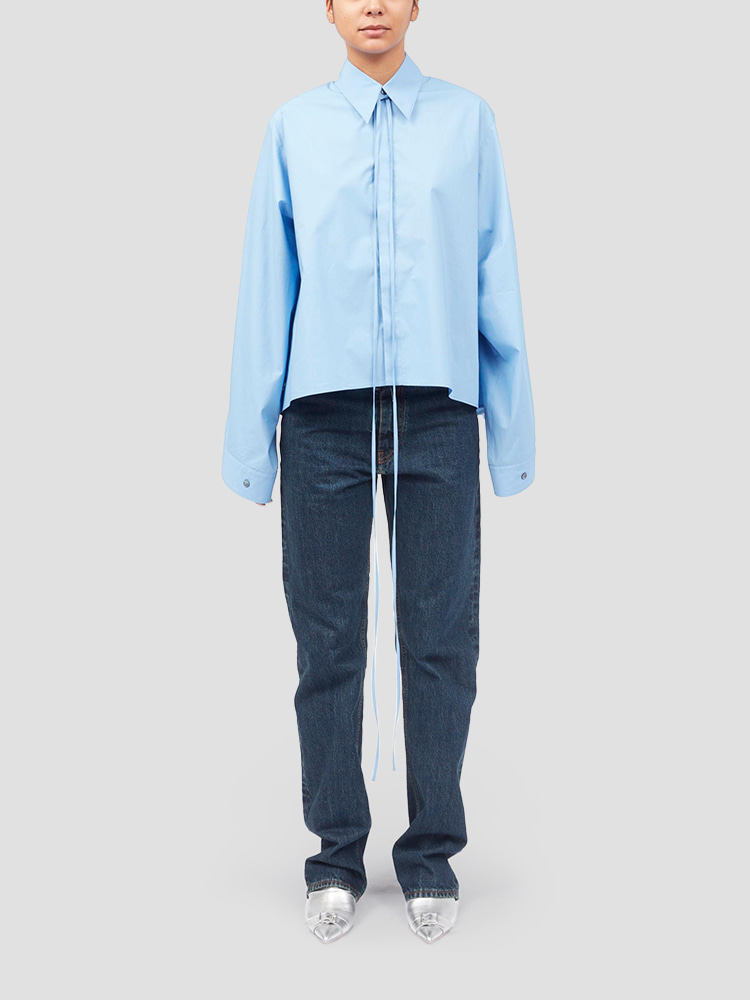 IRIS BLUE LONG-SLEEVED SHIRT  MM6 아이리스 블루 롱 슬리브 셔츠 - 아데쿠베