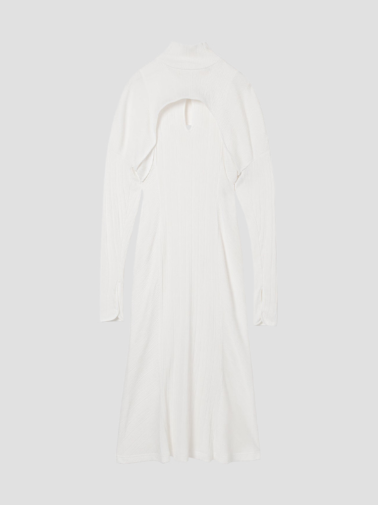 WHITE RANDOM RIBBED 2 WAY DRESS  마메 쿠로구치 화이트 랜덤 립 투웨이 드레스 - 아데쿠베