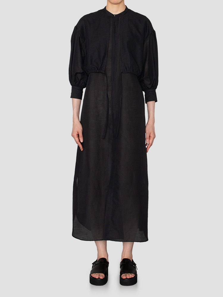 BLACK C/L BALLOON SLEEVE DRESS  하이크(HYKE) 블랙 벌룬 슬리브 드레스 - 아데쿠베