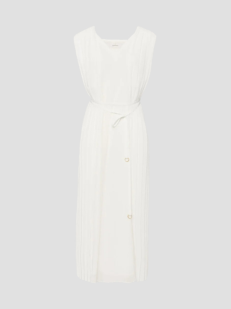WHITE THYRZA PLEATS PANEL DRESS   아키라나카 화이트 써자 플리츠 패널 드레스 - 아데쿠베