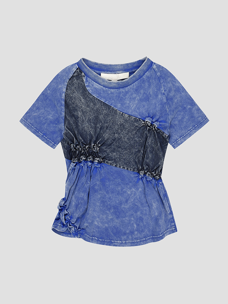 BLUE “FLOOD” SMOCKED T-SHIRT  폰더럴 블루 워시드 티셔츠 - 아데쿠베
